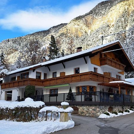 Gaestehaus Almrausch, Ferienanlage Mit Pool Нассерайт Экстерьер фото