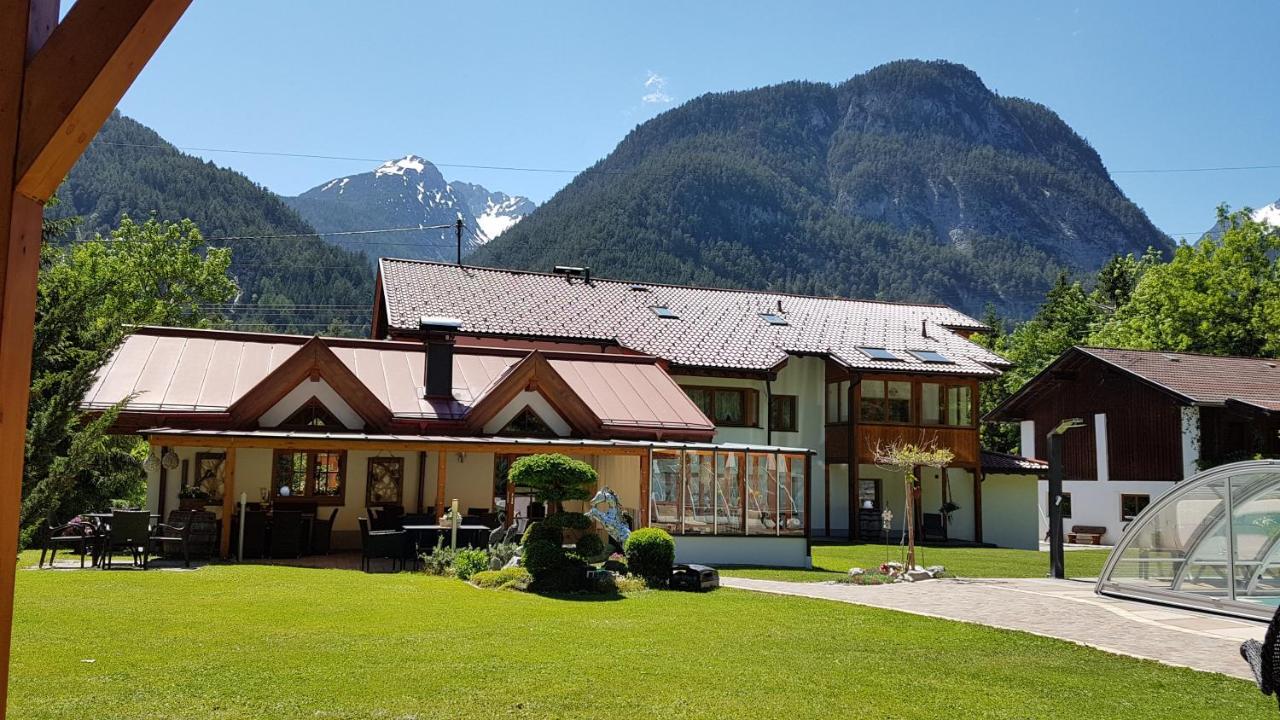 Gaestehaus Almrausch, Ferienanlage Mit Pool Нассерайт Экстерьер фото